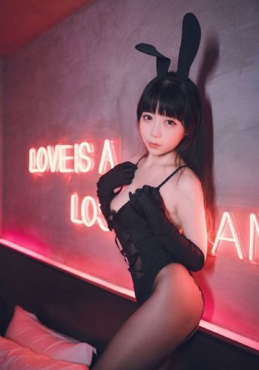 裙子里面的怪兽动画片_国产剧免费播放
