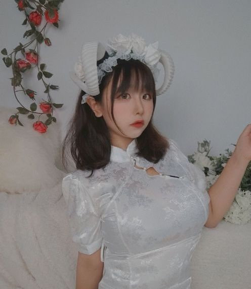 罗娜艳情史_4K高清视频观看