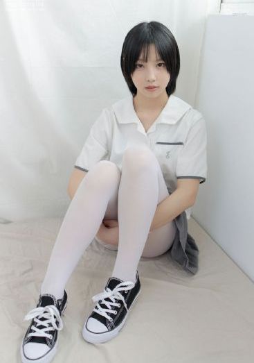 憧憬成为魔法少女第三集_BD英语天堂在线